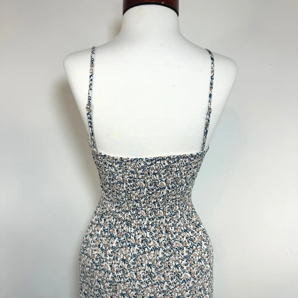 Abercrombie & Fitch Ditsy Floral Maxi Dress XS Smocked Cottagecore Boho Sundress